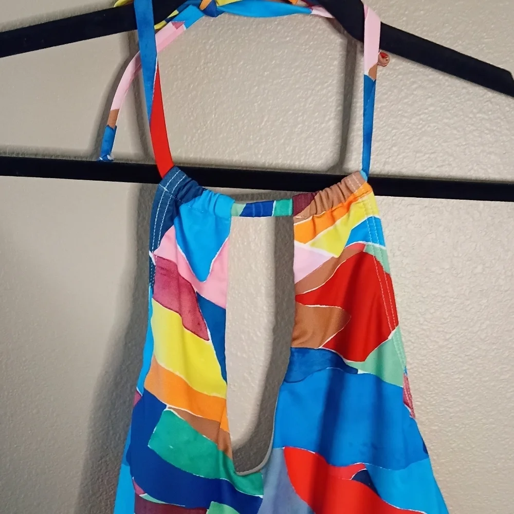 Venus Halter Swim Dress Living Art Built-in Brief Removable Pads 8 NEW